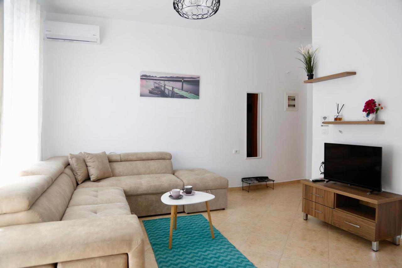 Sea La Vie Apartments Sarandë 外观 照片