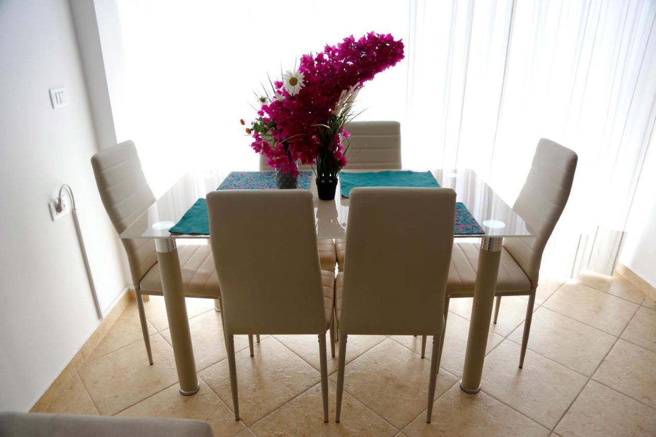 Sea La Vie Apartments Sarandë 外观 照片