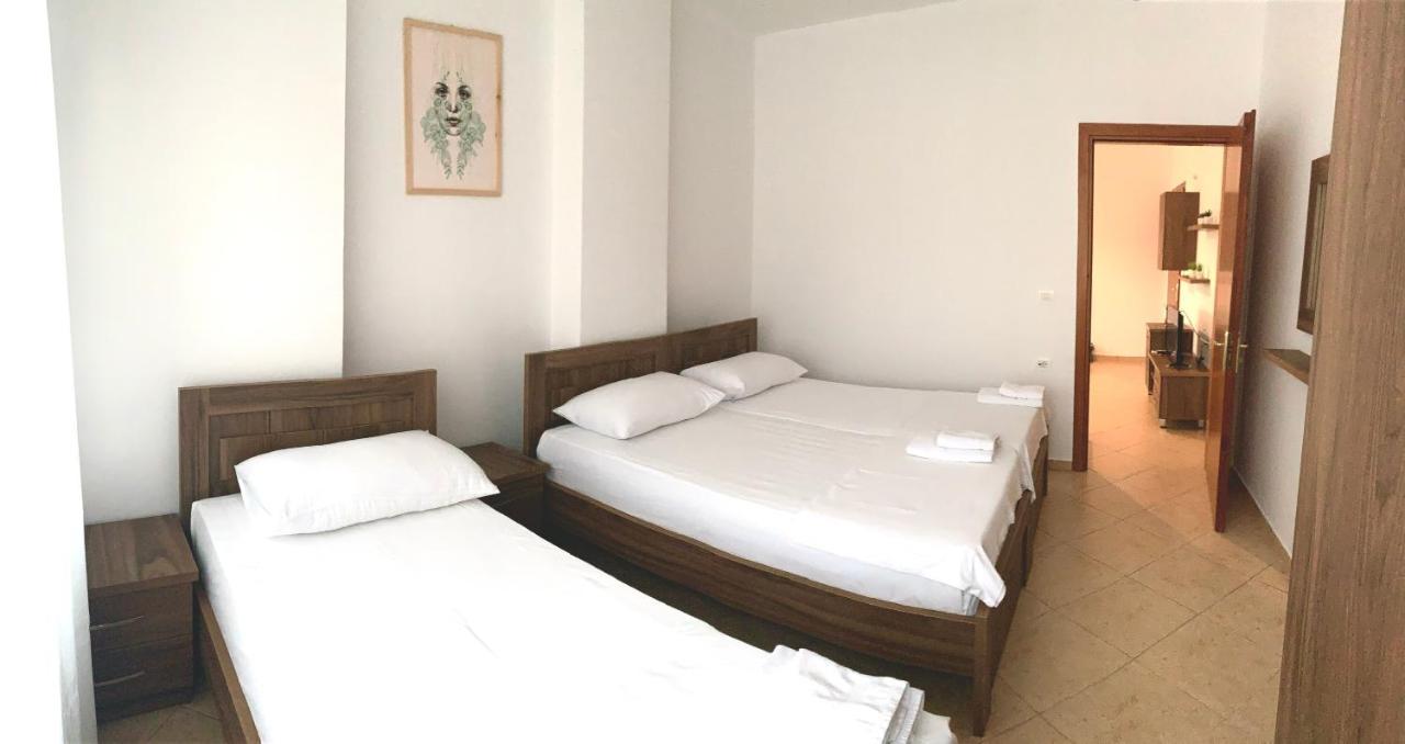 Sea La Vie Apartments Sarandë 外观 照片