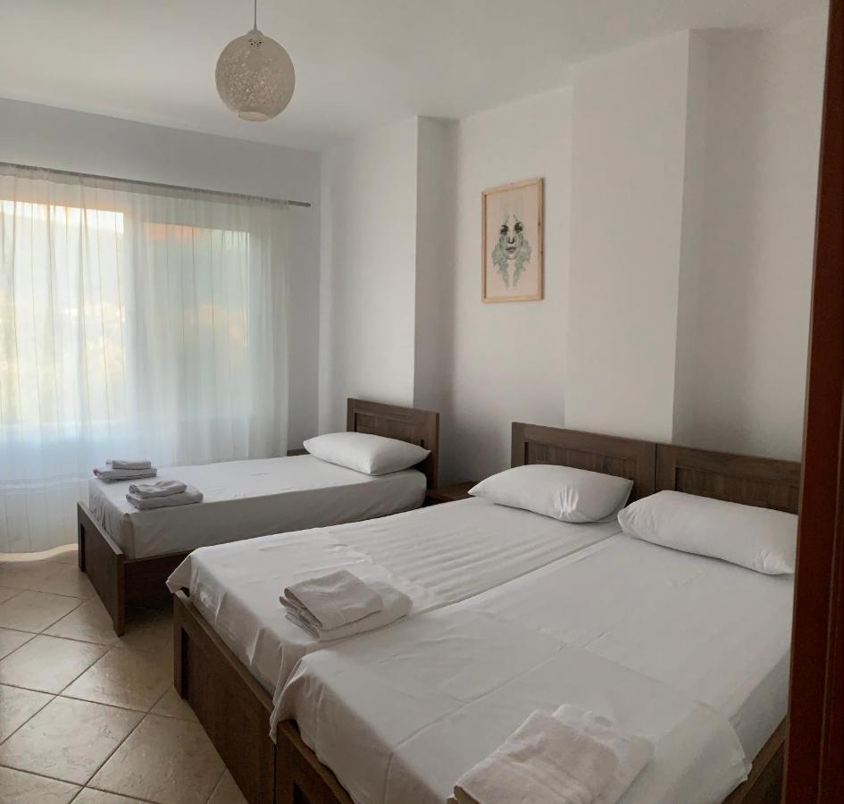 Sea La Vie Apartments Sarandë 外观 照片