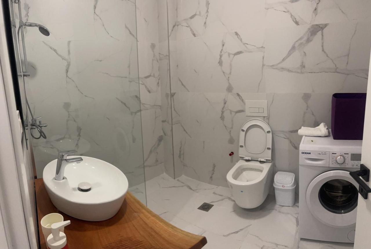 Sea La Vie Apartments Sarandë 外观 照片