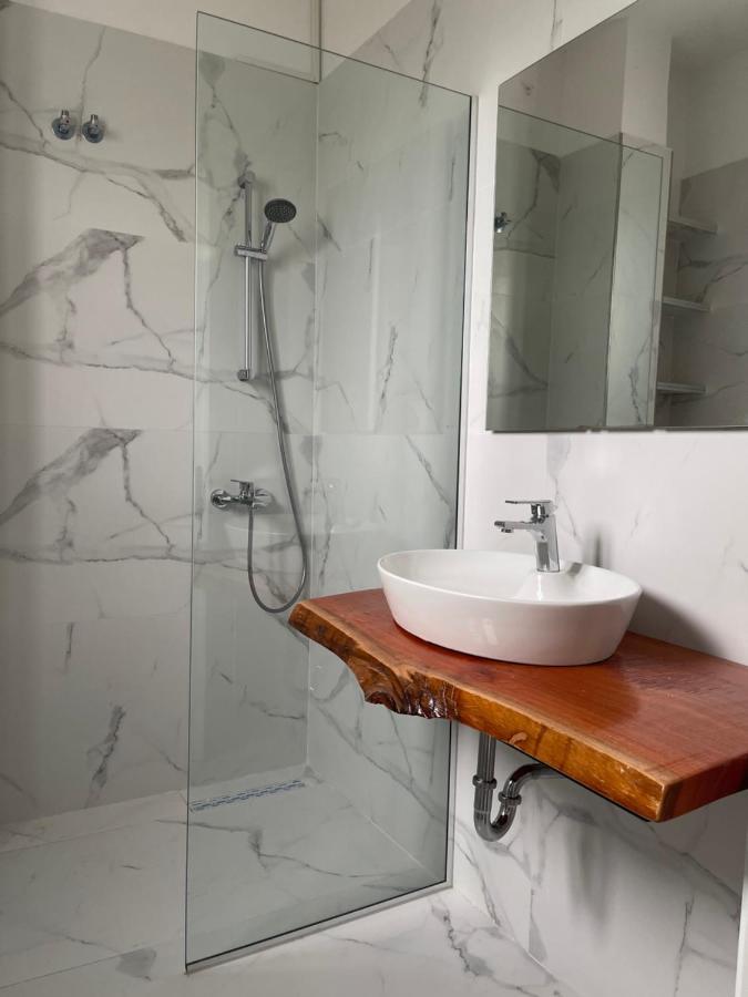 Sea La Vie Apartments Sarandë 外观 照片