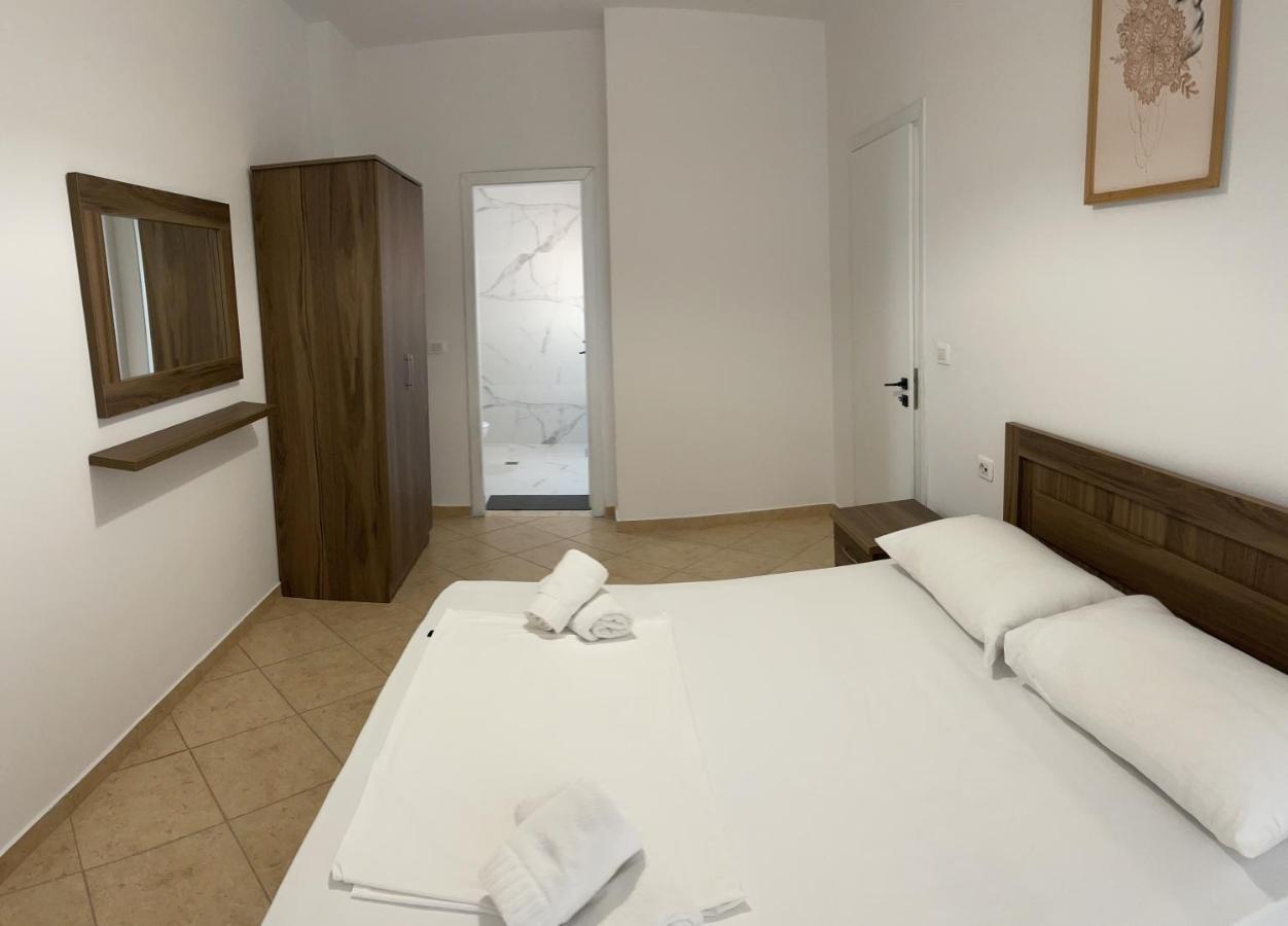 Sea La Vie Apartments Sarandë 外观 照片